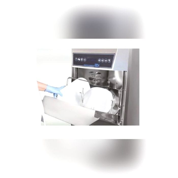 Automatic Bedpan Washer 3