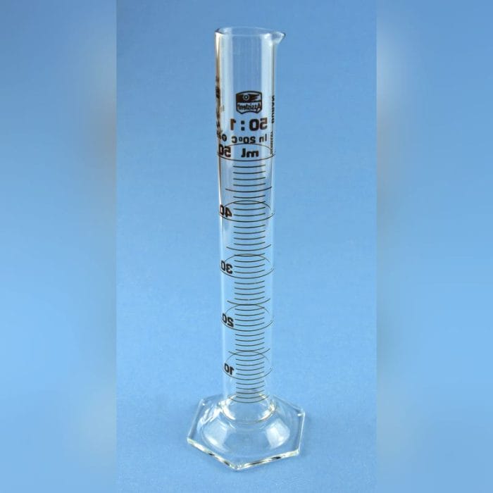 Borosilicate Glass Measuring Cylinder 3