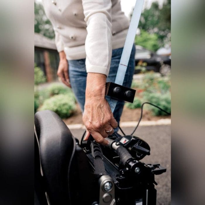 Car Wheelchair Hoist 3