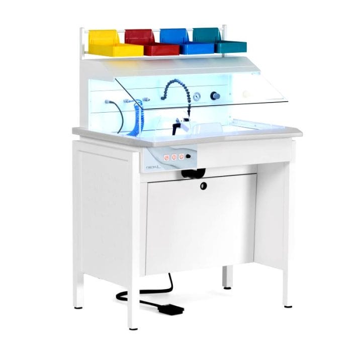 Dental Laboratory Workstation With Hood