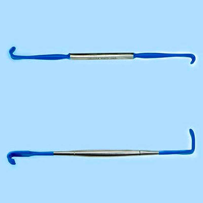 Eyelid Retractor