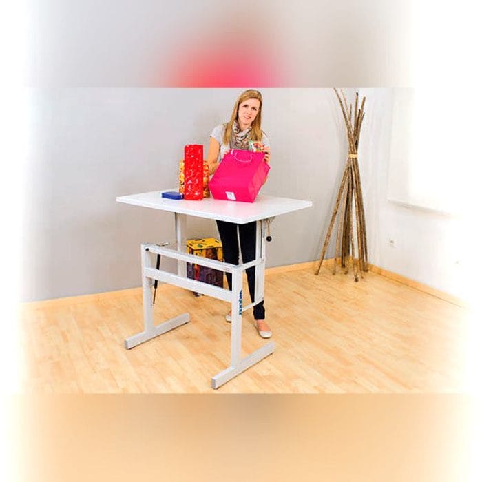 Height-Adjustable Ergotherapy Table 3