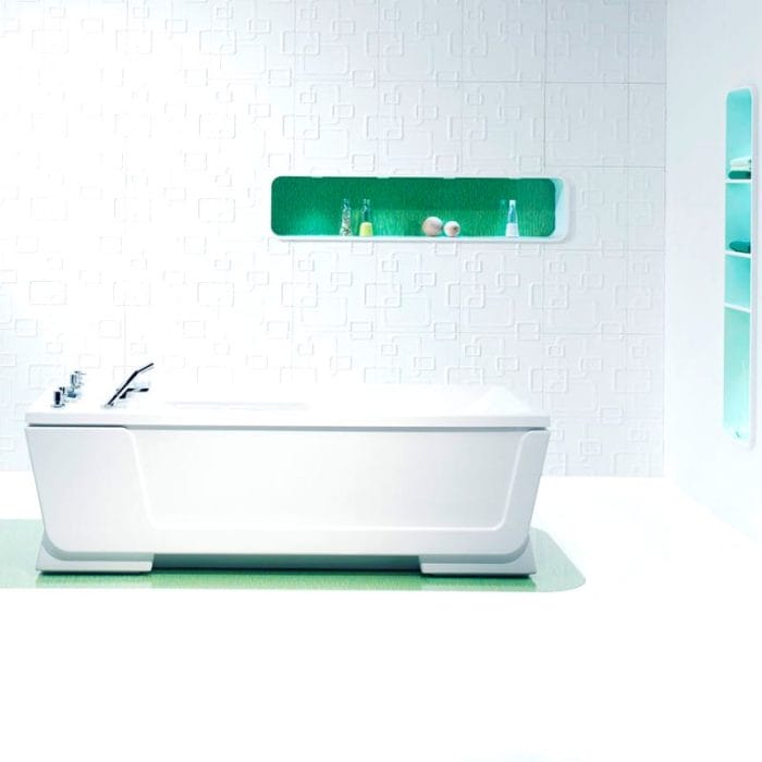 Hydromassage Bathtub With Chromotherapy Lamps