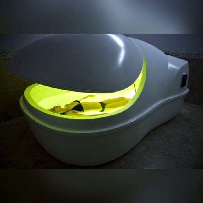 Isolation Tank With Chromotherapy Lamps 5