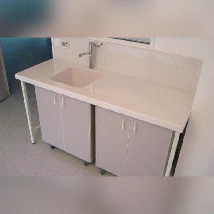 Laboratory Bench With Sink 6