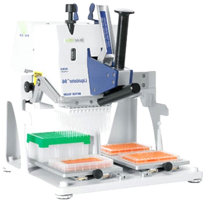 Laboratory Pipetting Robot 4