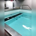 Two-Seater Ice Bathtub 3